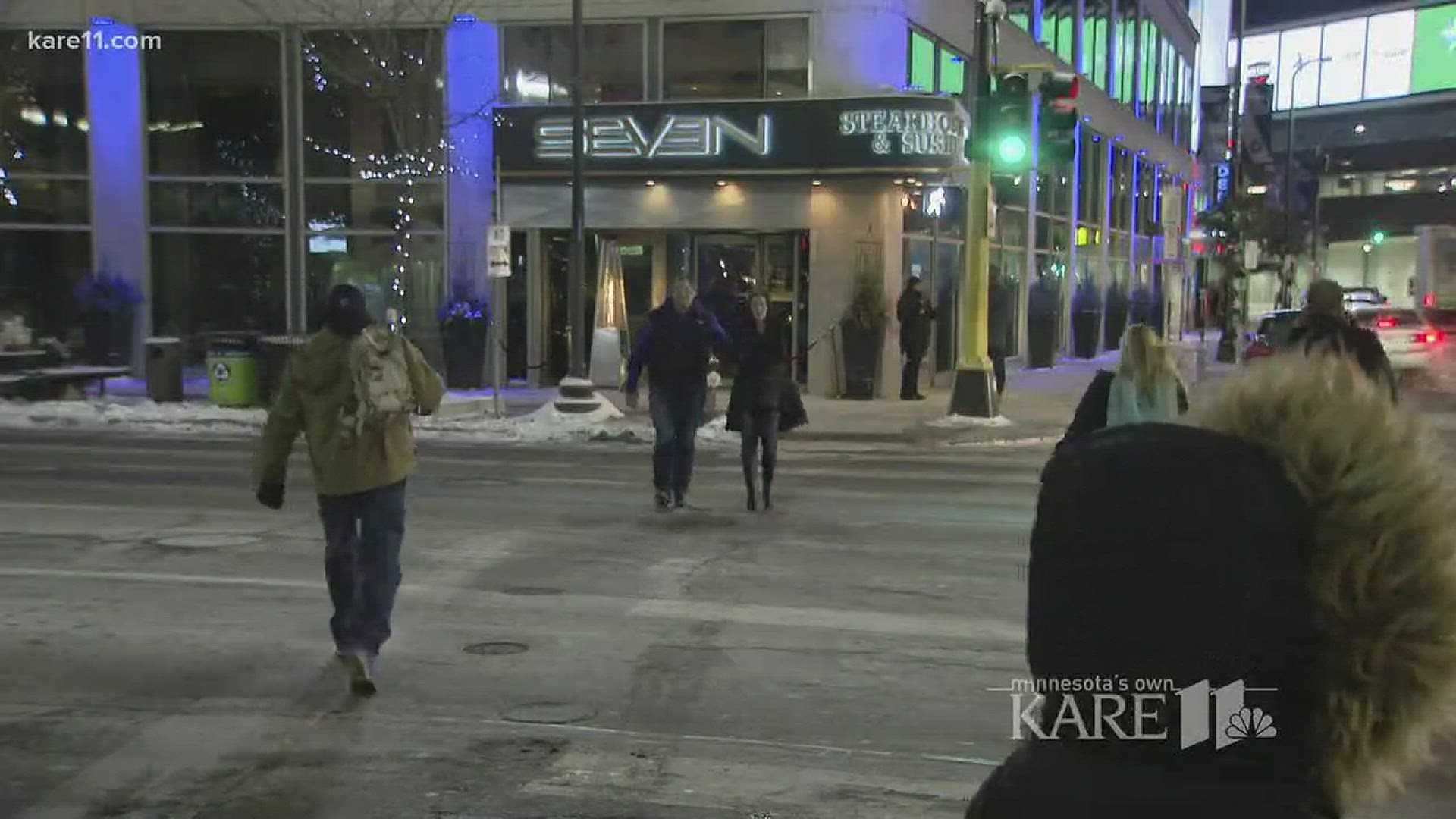 Thousands celebrate New Year's Eve despite -25 wind chill