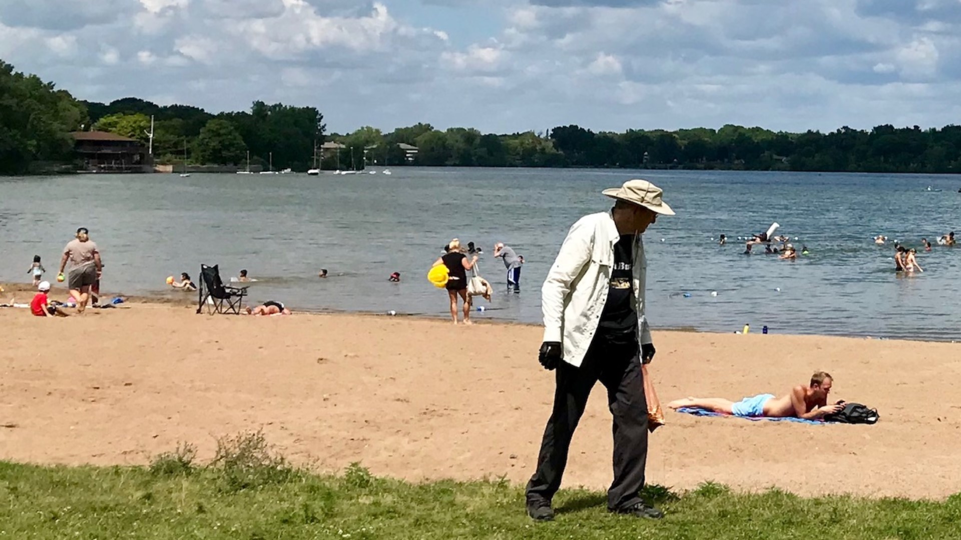 Lake Phalen's 'Butt Man' is on a mission