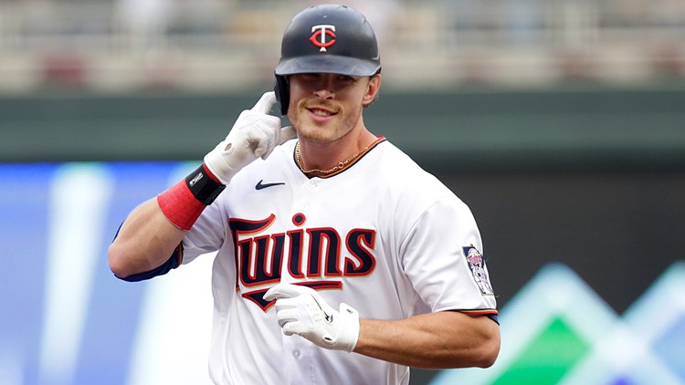 Kepler scores his third grand slam, rocketing the Twins to a 5-4 win