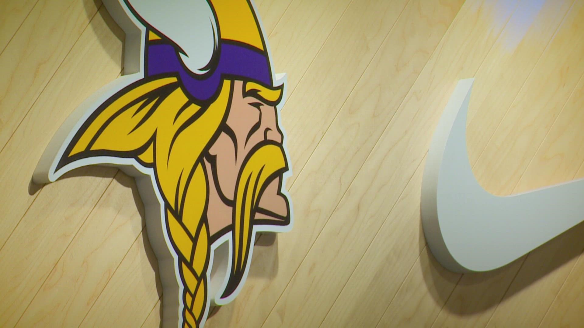 Vikings prepare for playoff game against the Giants