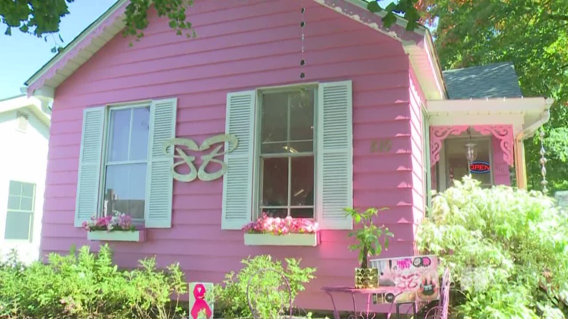 Pink house in Hudson draws city violation