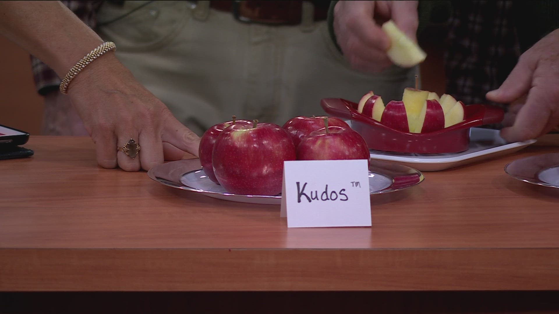 The Kudos apple, developed by researchers at the University of Minnesota, is a combination of the Honeycrisp and Zestar.