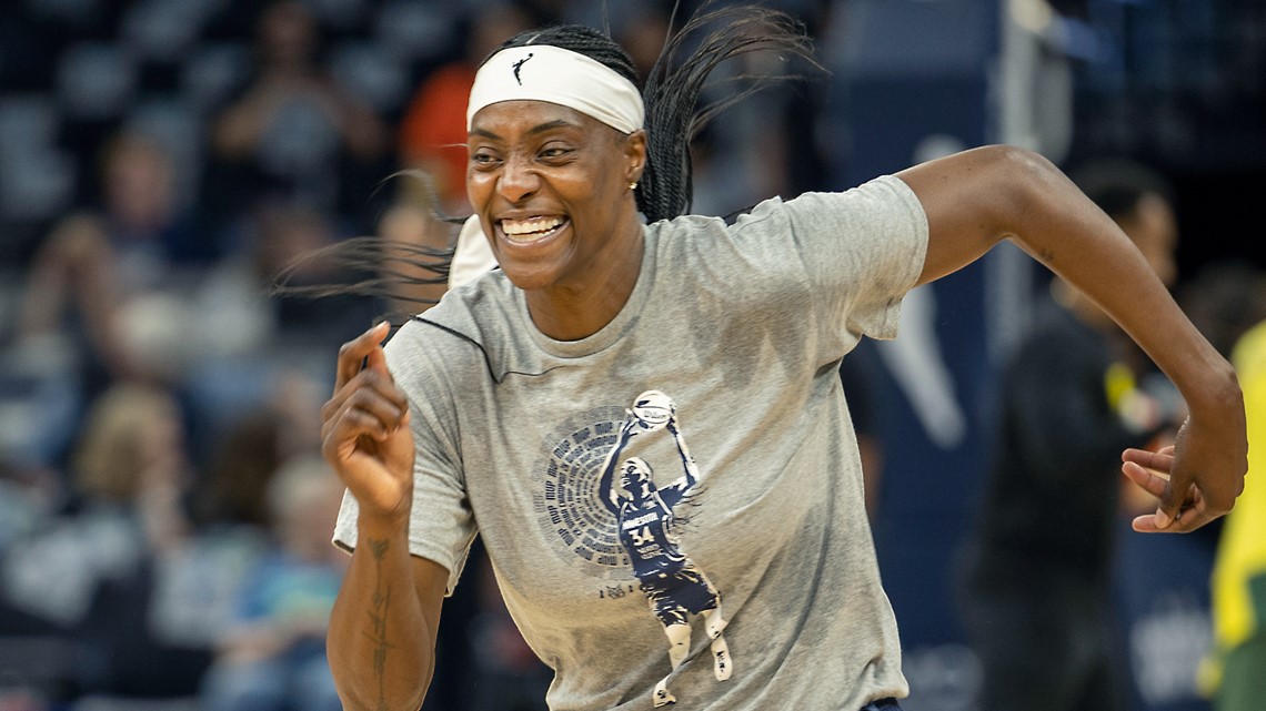 NEW WNBA UNIFORMS CELEBRATES ITS 25 SEASONS