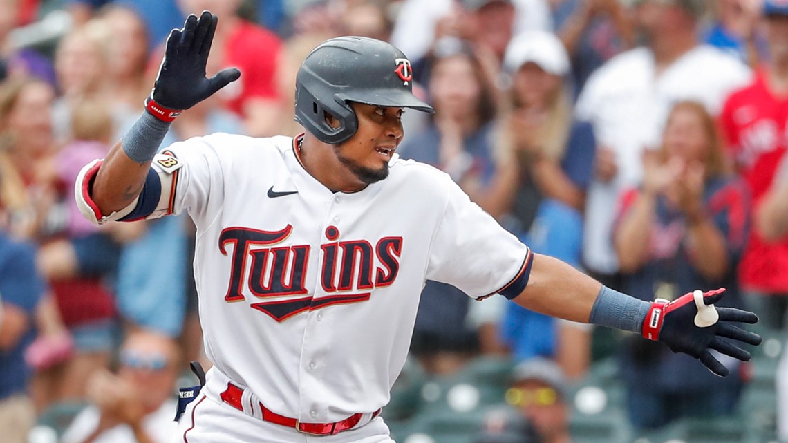 How a Luis Arráez trade can make sense for Marlins and Twins