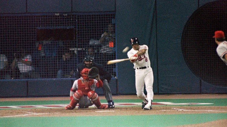 Bert Blyleven throws during first inning action at the Metrodome in  Minneapolis against the St. Louis Cardinals during game two of the 1987  World Series, Oct. 18, 1987. (AP Photo/Jim Mone Stock