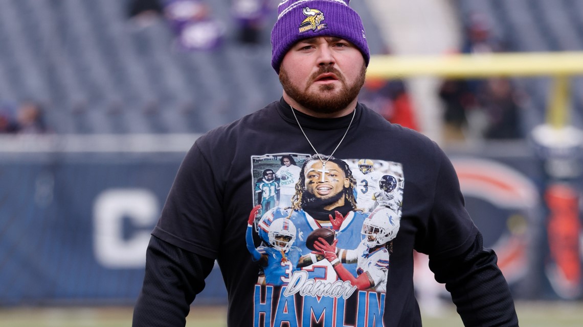 Minnesota Vikings wide receiver Justin Jefferson wears a shirt honoring  injured Buffalo Bills player Damar Hamlin before an NFL football game  against the Chicago Bears, Sunday, Jan. 8, 2023, in Chicago. (AP