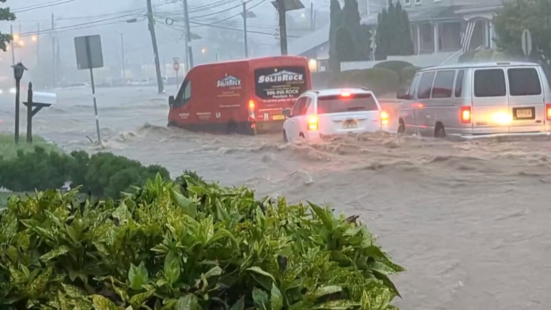 Heavy rain creates chaos for East Coast | kare11.com