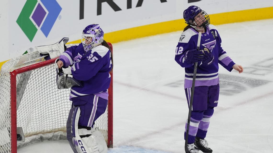 Victoire beat Frost 2-1 in PWHL playoffs