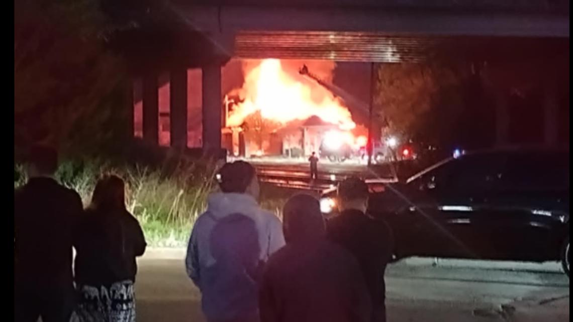 Crews respond to structure fire in Maplewood