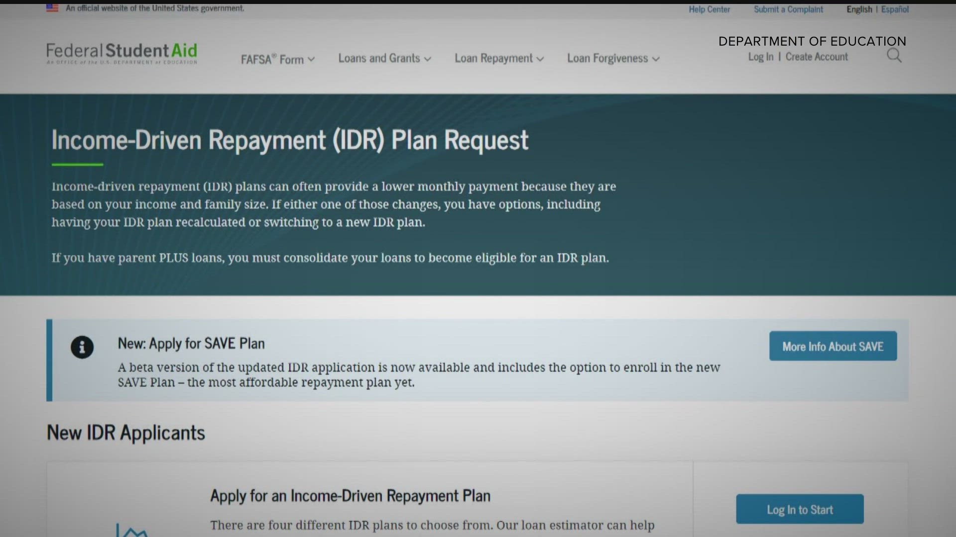 The federal government launched a new website Monday to help people save on their student loans.