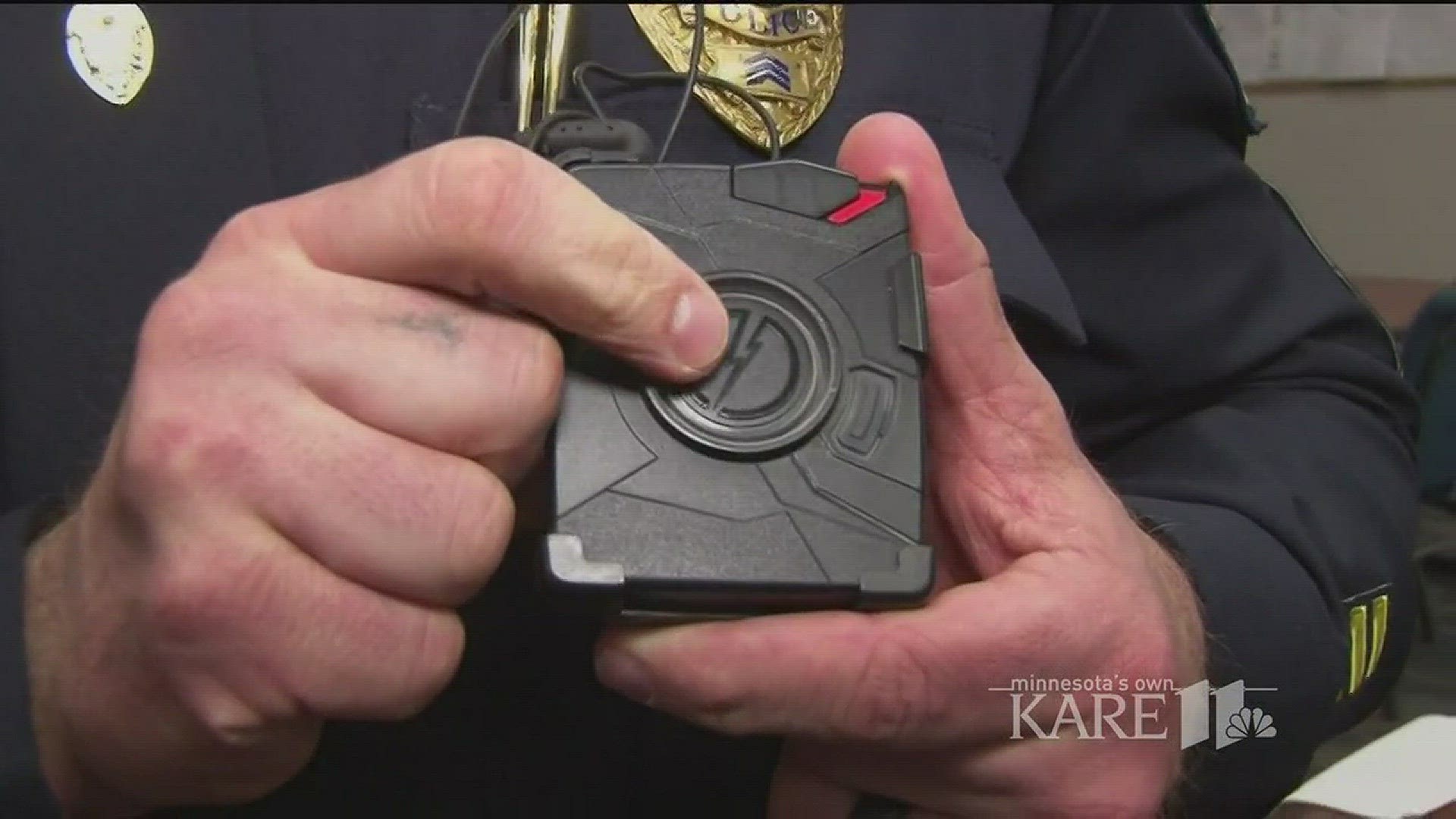 Chris Hrapsky gets some perspective on the Minneapolis body camera policy change from a former MPD sergeant. http://kare11.tv/2uxrx2x