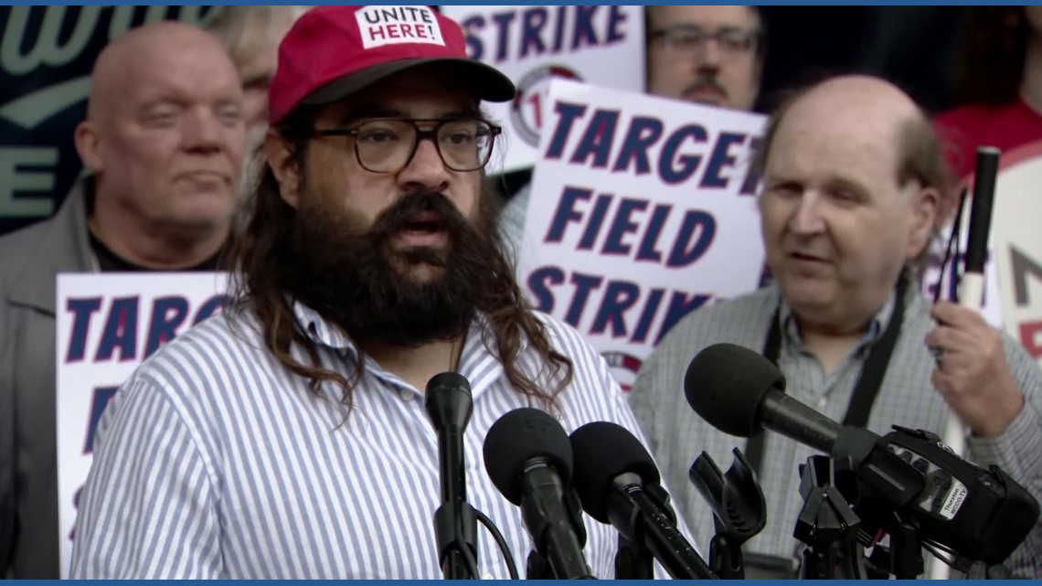 'Bring your own food': Target Field concession workers announce strike date
