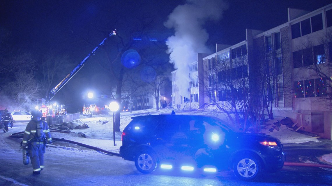 4-alarm fire chases Burnsville apartment residents into the cold - Vimarsana News