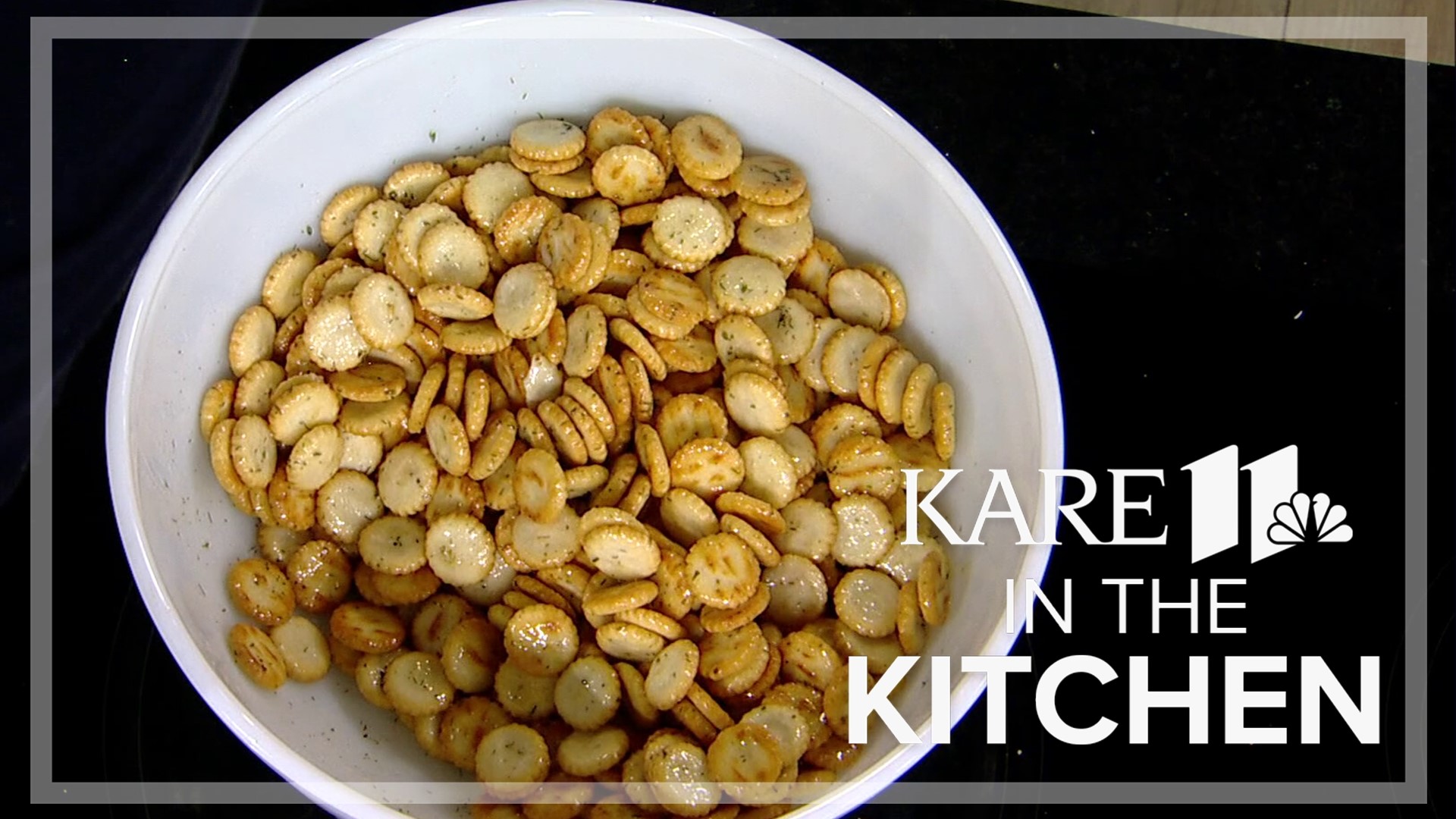 Need a snack to feed a holiday crowd? Try KARE 11 Executive Producer Jordy Foy's ranch oyster crackers!