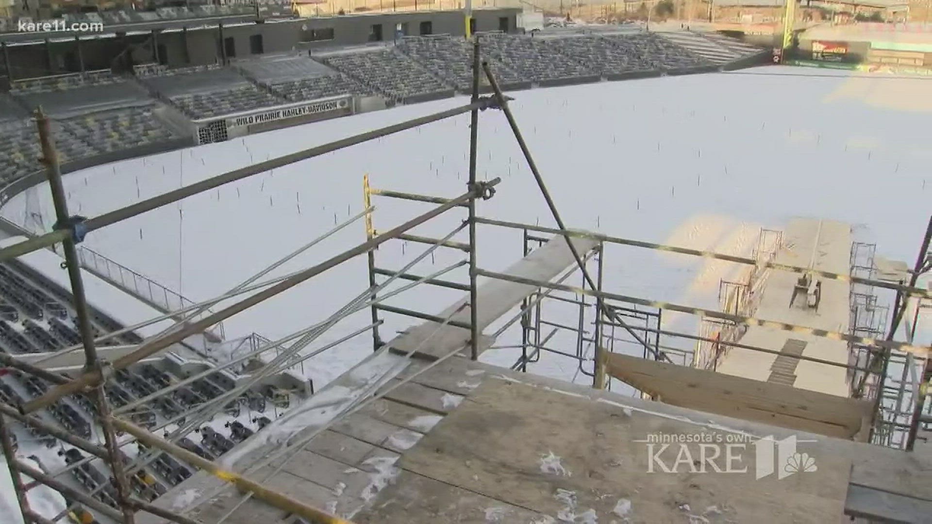 St. Paul is planning a number of outdoor events to coincide with the Super Bowl in Minneapolis, including a giant slide at CHS Field. http://kare11.tv/2CGDDIc