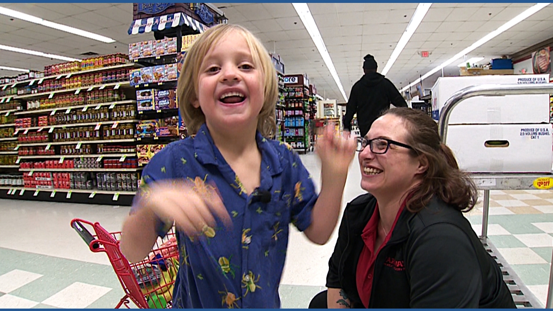 5-year-old with autism finds support community at neighborhood grocery store