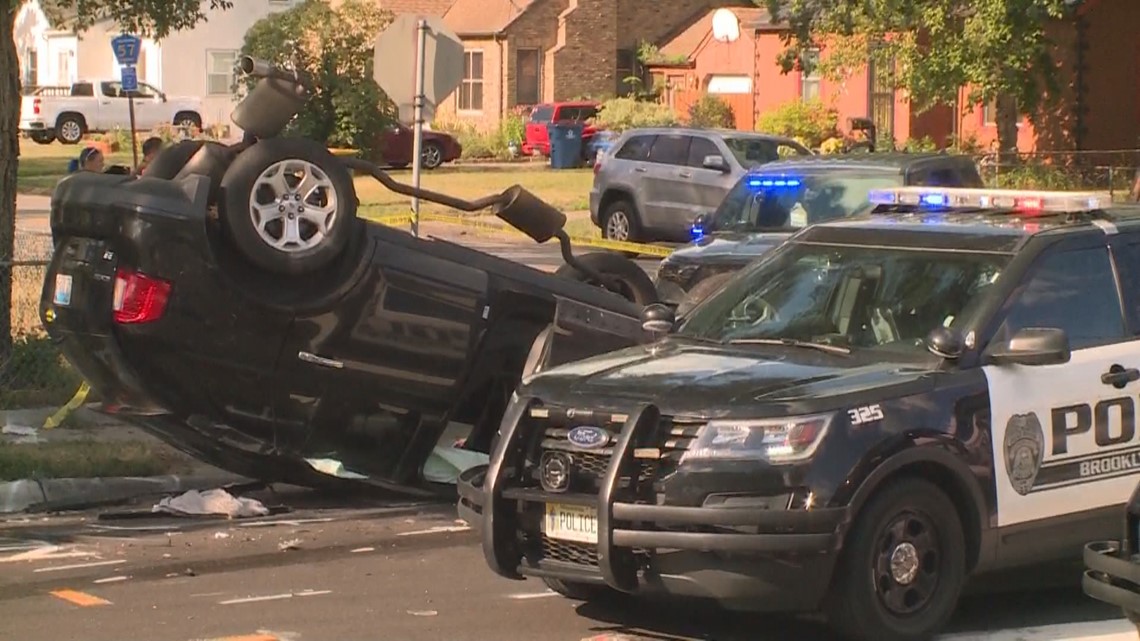 Pursuing officers in fatal pursuit also at Daunte Wright scene - Vimarsana News