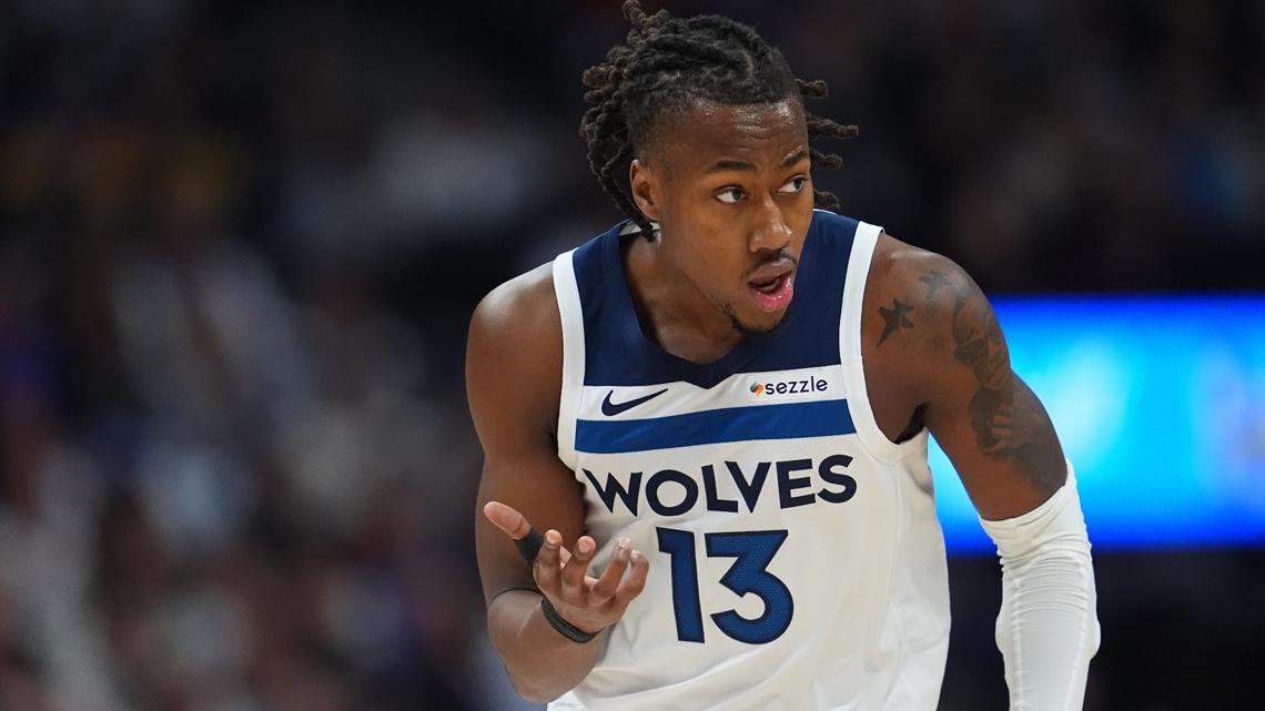 Ayo Dosunmu expected to return for Wolves; Anthony Edwards questionable