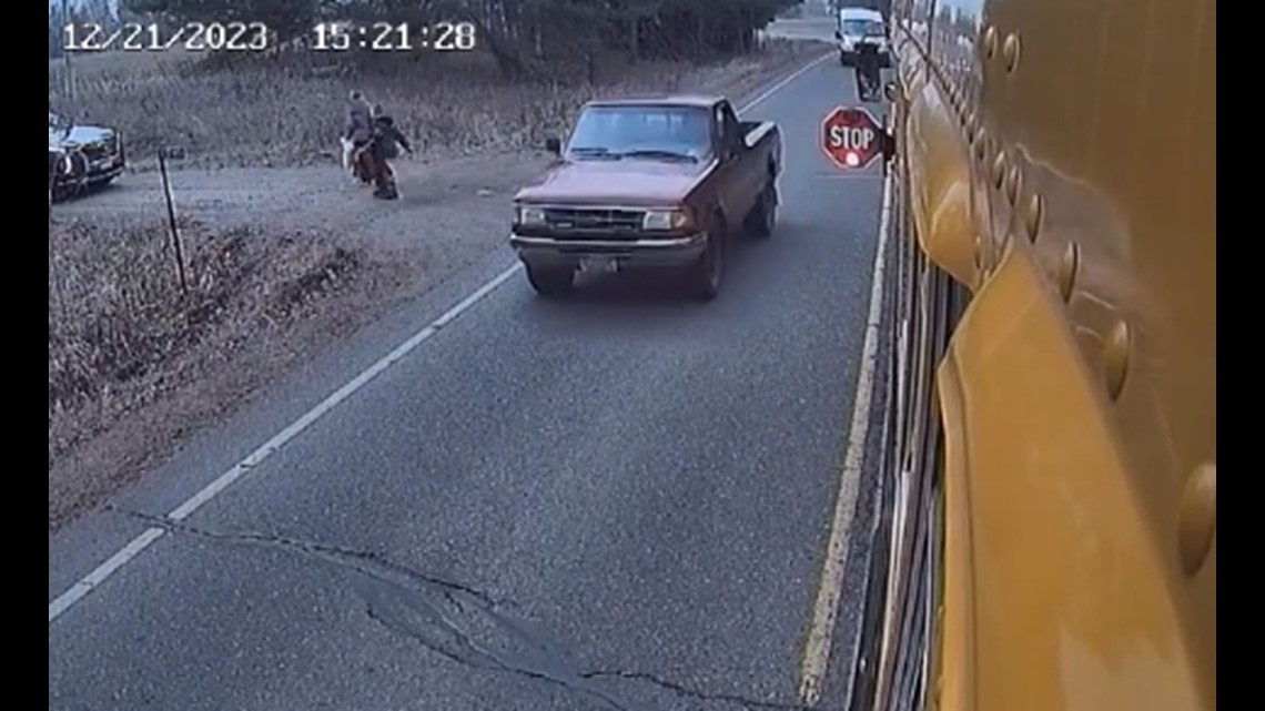 Pine County driver nearly hits kids, officials ask for help - Vimarsana News