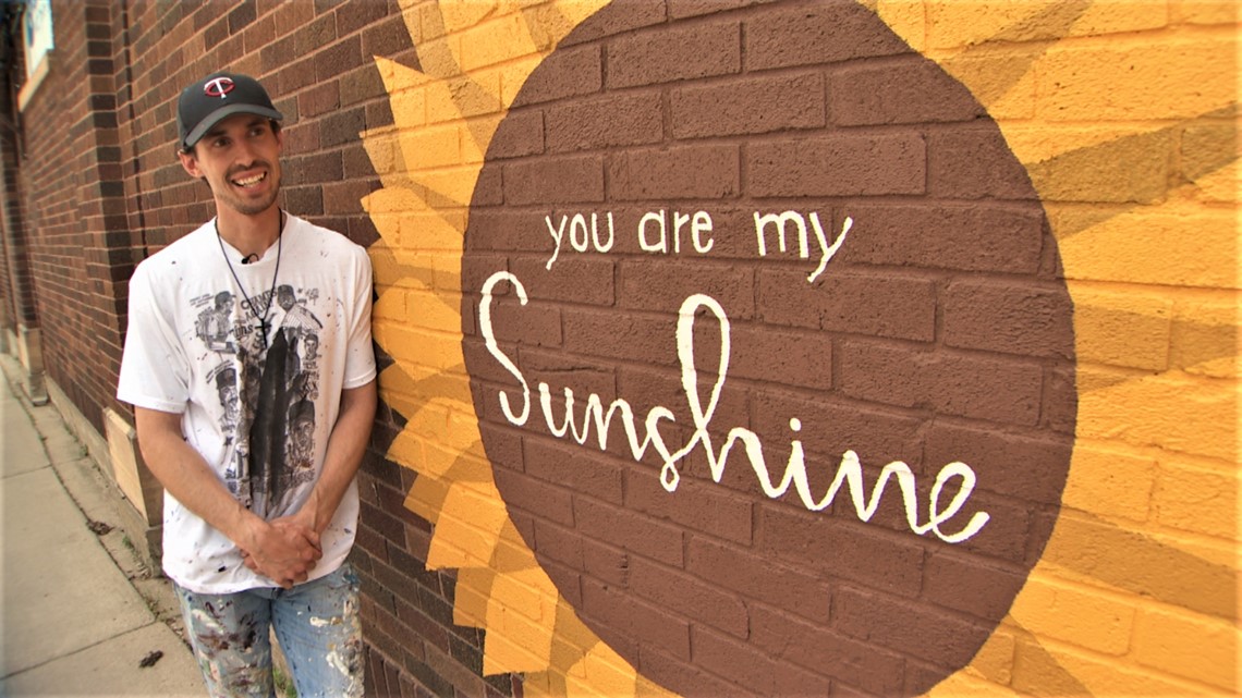 Man paints murals in hometown to honor dad lost to COVID - Vimarsana News