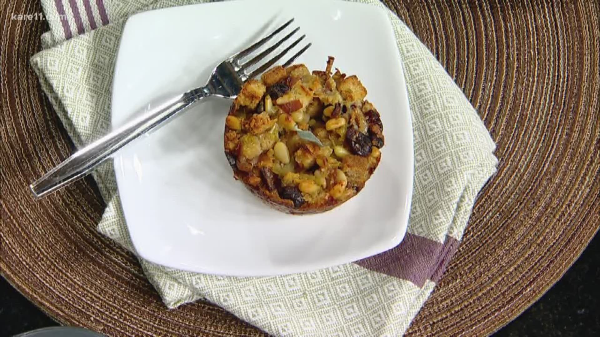 A fun alternative to this Thanksgiving  tradition. See Belinda make one of her favorite dishes, stuffin' muffins, with a little help from Kowalski's. Follow along with the recipe: https://www.kare11.com/article/news/italian-stuffin-muffins-recipe/89-61539