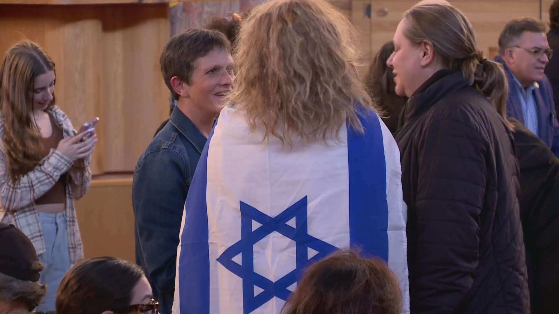 The gathering was put on by a number of local Jewish organizations including CRC, Minneapolis Jewish Federation, and St. Paul Jewish Federation, among others.