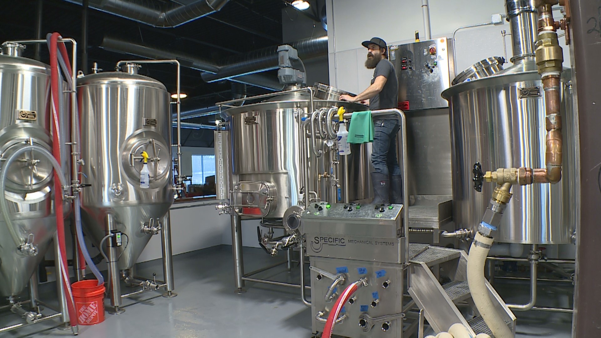 Bloomington's first brewery and taproom to open | kare11.com