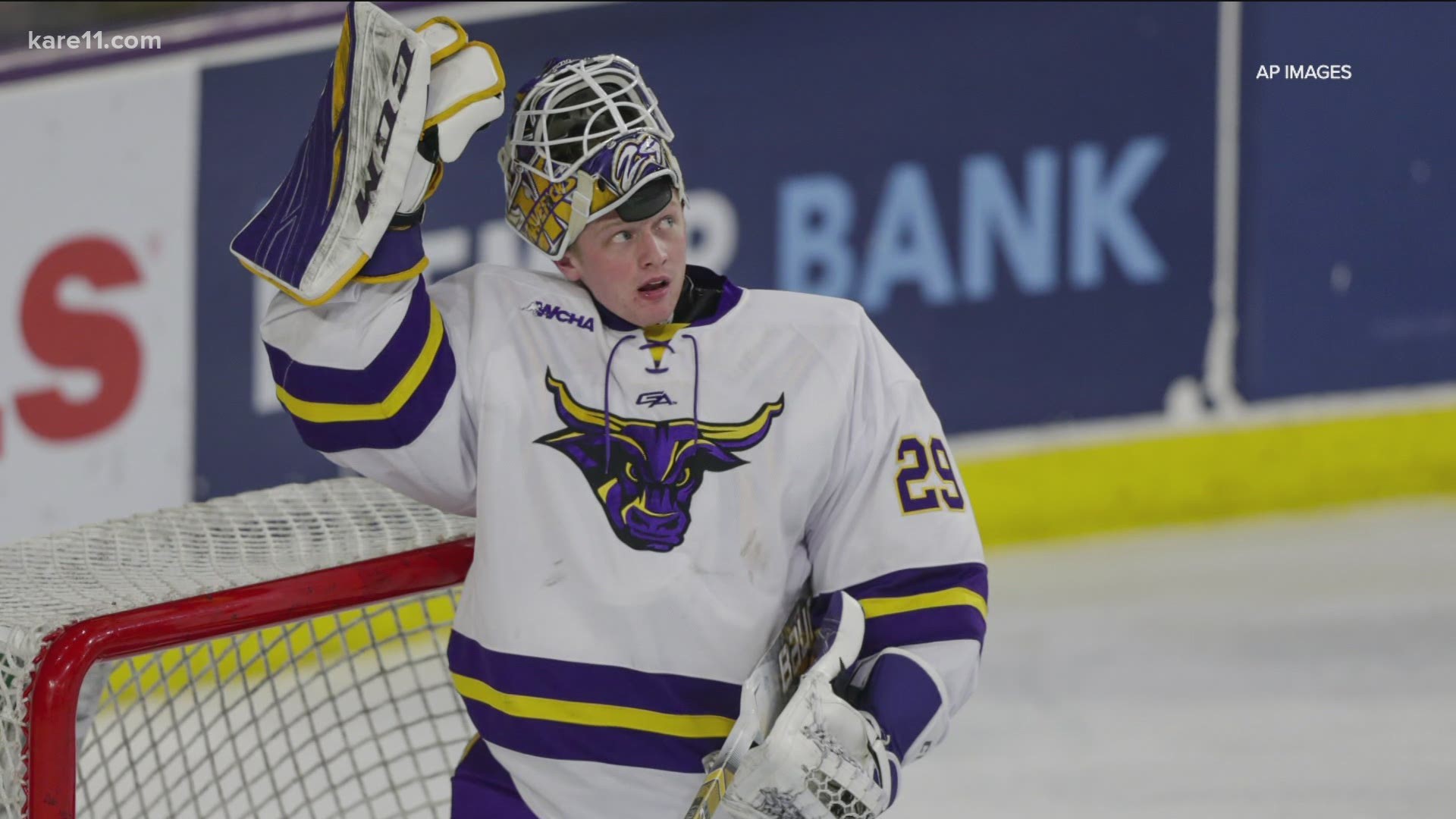 Dryden McKay leads NCAA Division I hockey with a 0.90 goals against average and six shutouts this season