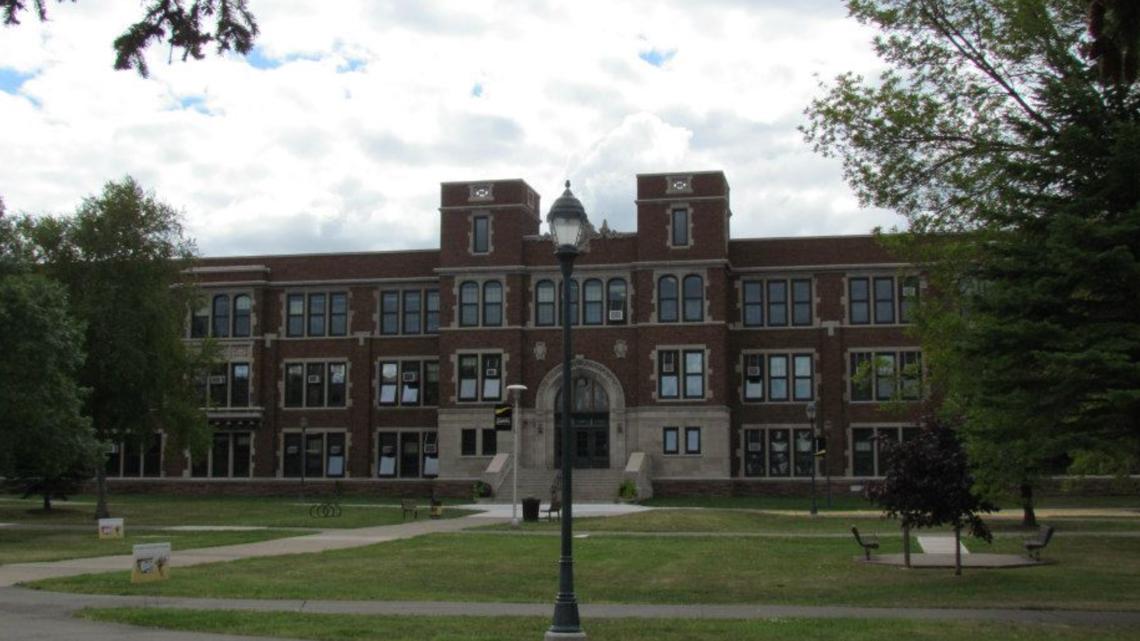 Universities of Wisconsin taps Superior chancellor to temporarily lead