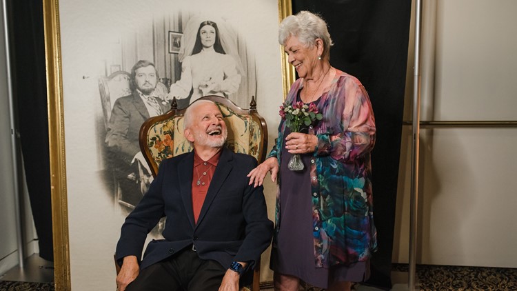Their dinner theater play set an endurance record. Now, 'I do, I do' couple marks 50 years of marriage