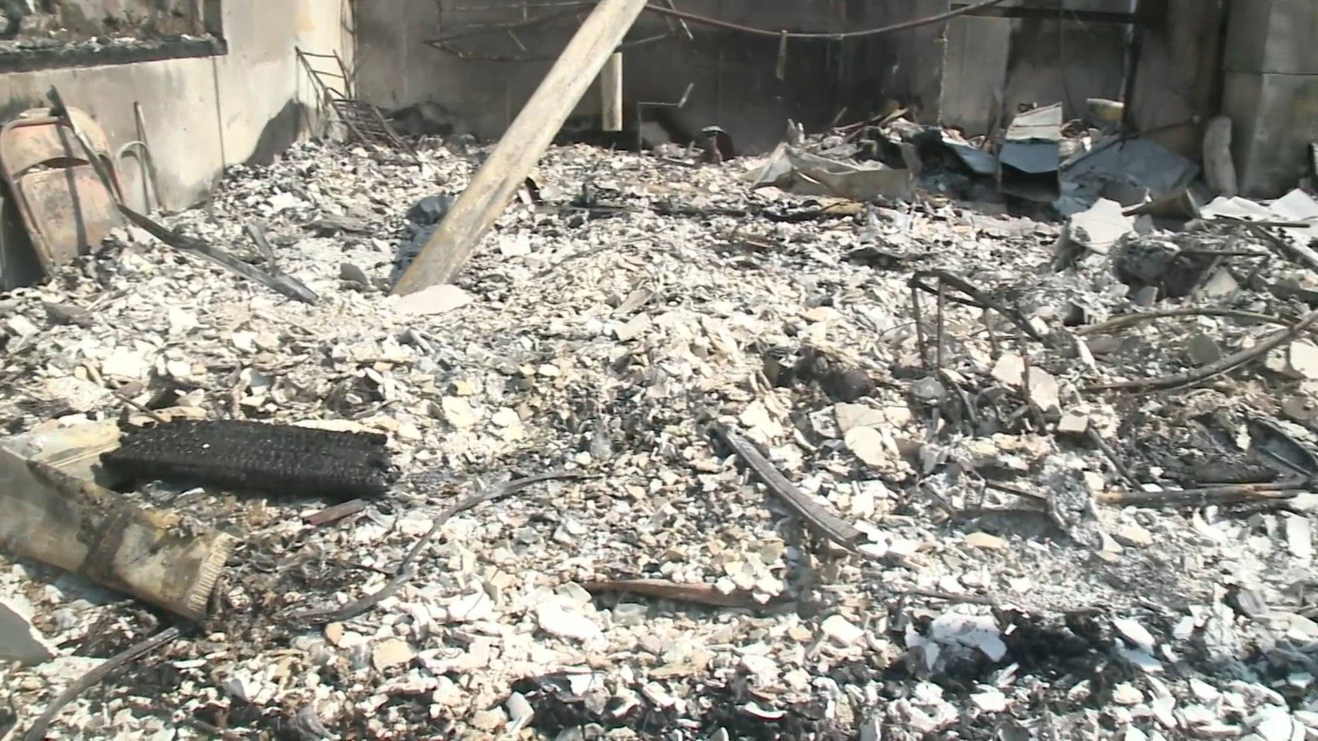 Washington state fire survivor finds silver lining among destruction