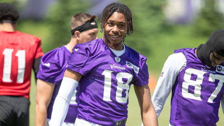 Vikings get Jefferson back for minicamp as star WR takes contract talk in  stride