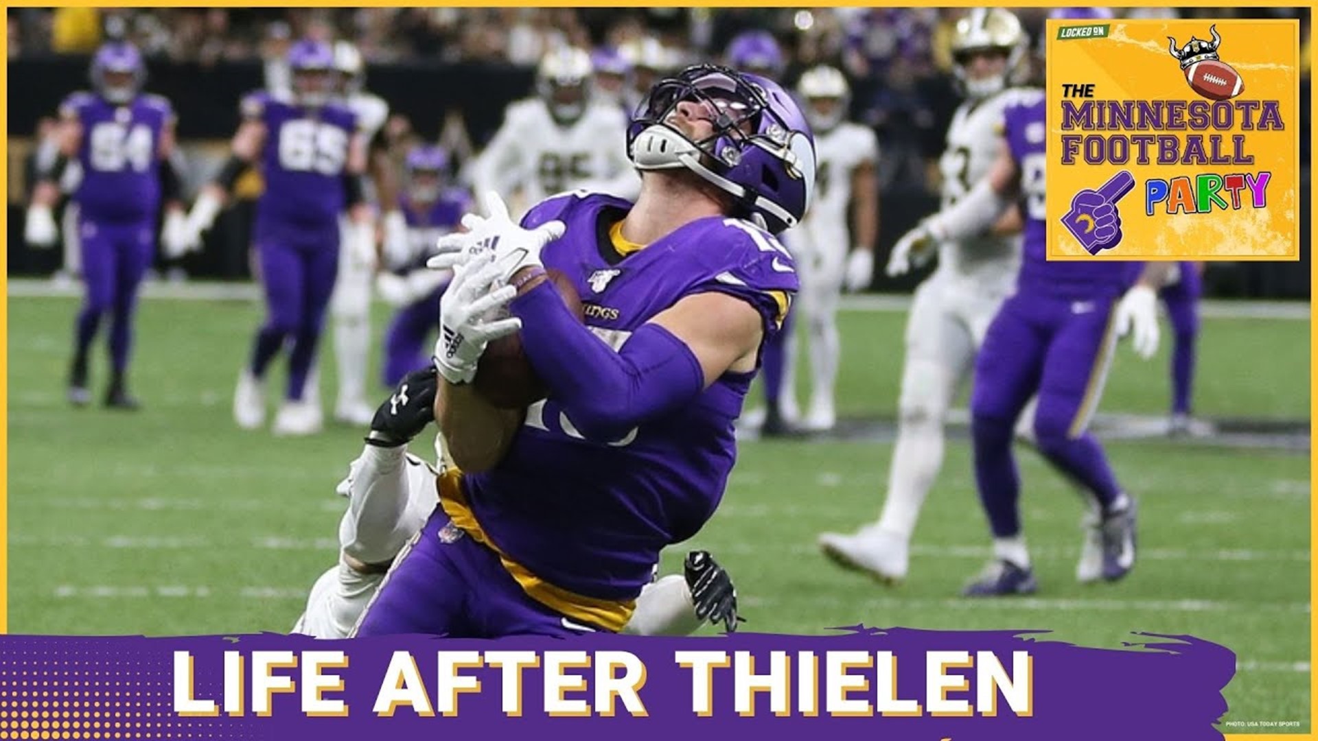 Minnesota Vikings' Adam Thielen during warm-up before during the