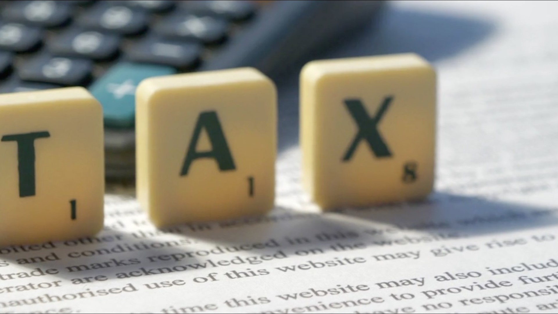 Veuer's Elizabeth Keatinge shares some tips on how to slash your tax bill.