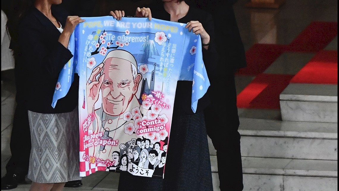 Pope Francis Gifted Anime Pope Coat While In Japan Kare11 Com