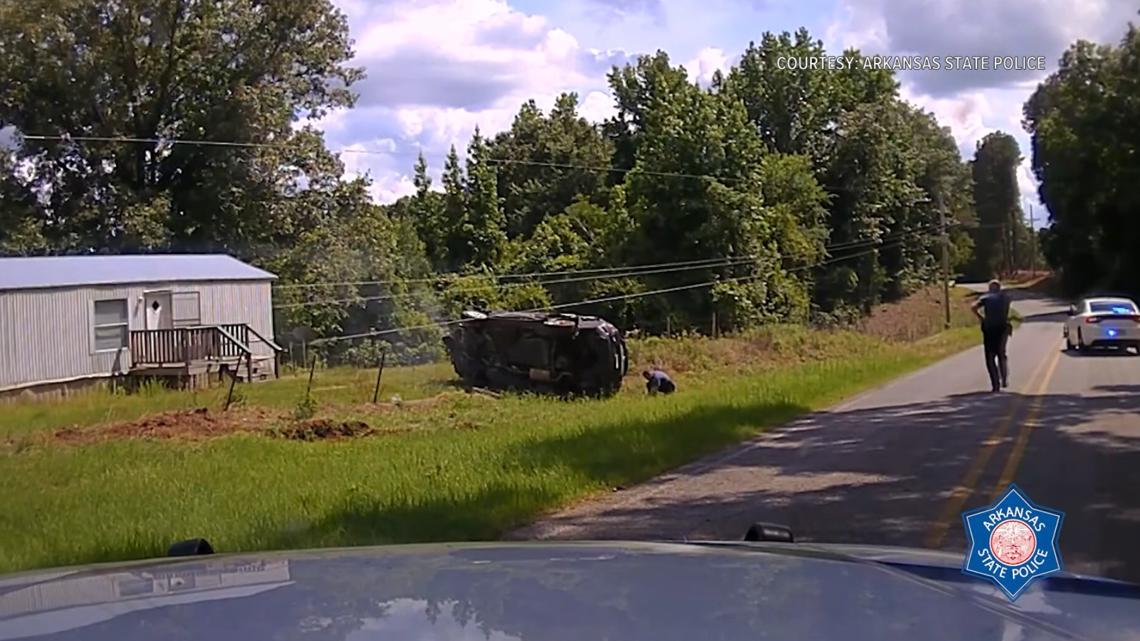Baby ejected from car after Arkansas police pursuit ends in crash