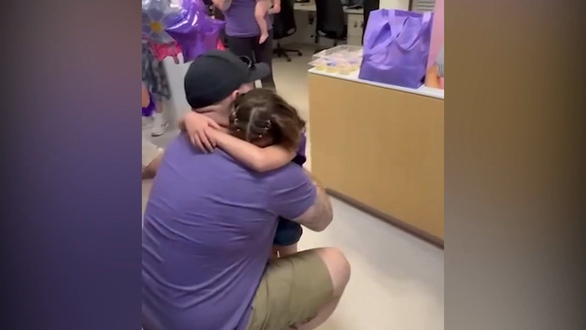 'Adelynn Strong' | 7-year-old beats leukemia, rings bell at Cleveland Clinic