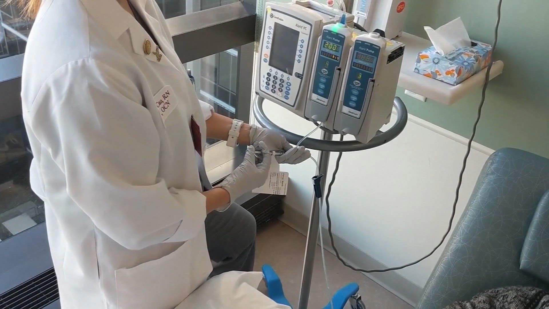 Daily Dose: Robotic breast surgery, a breakthrough cancer pill and sweetener concerns