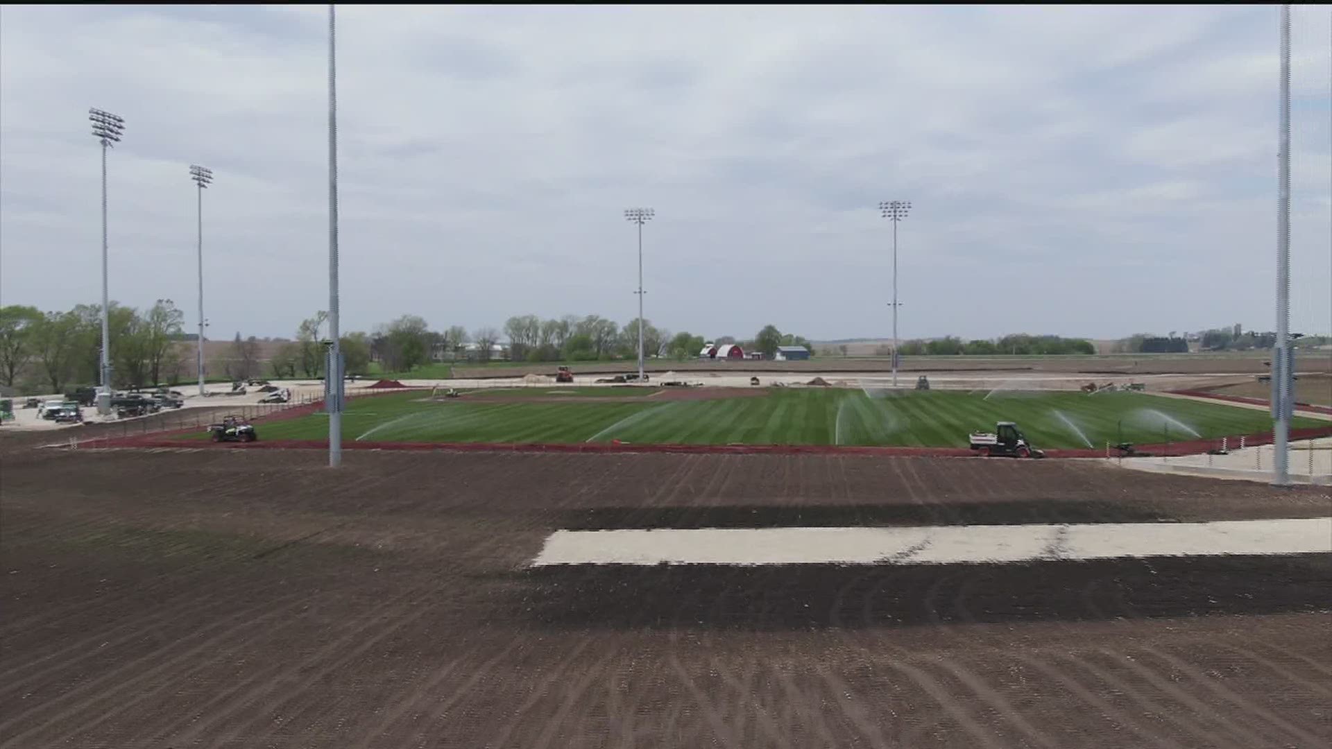 White Sox, Yankees Go Deep Into Corn In 'Field Of Dreams' Game