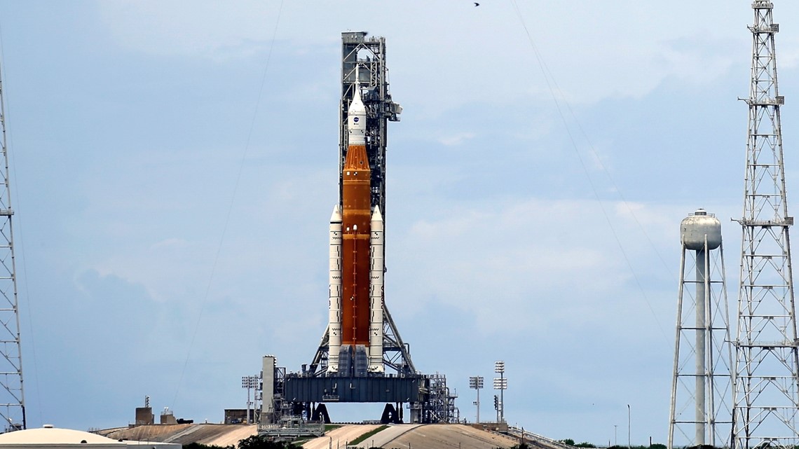 Despite lightning hits, NASA moon rocket on track for launch - Vimarsana News