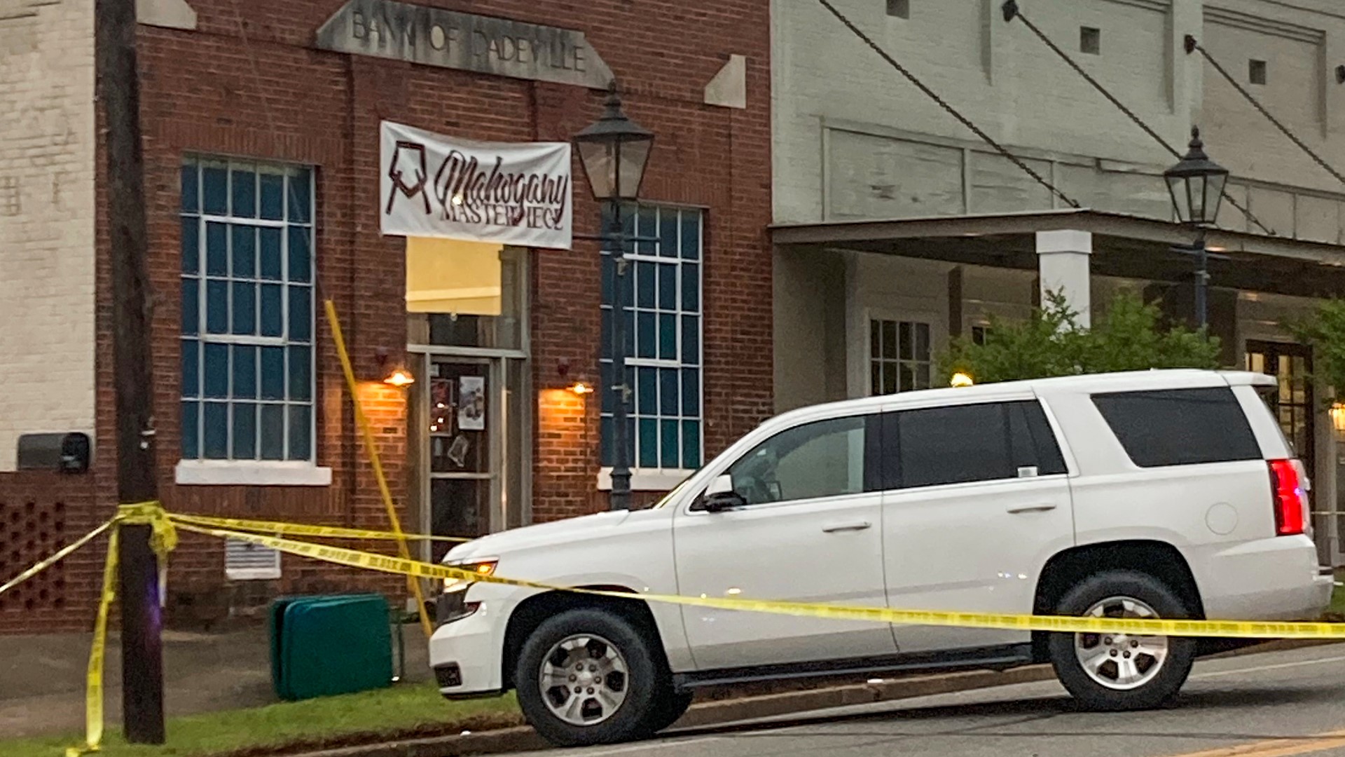 Dadeville, Alabama shooting Officials say 4 people killed